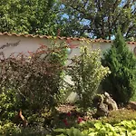 Omnia Villa *